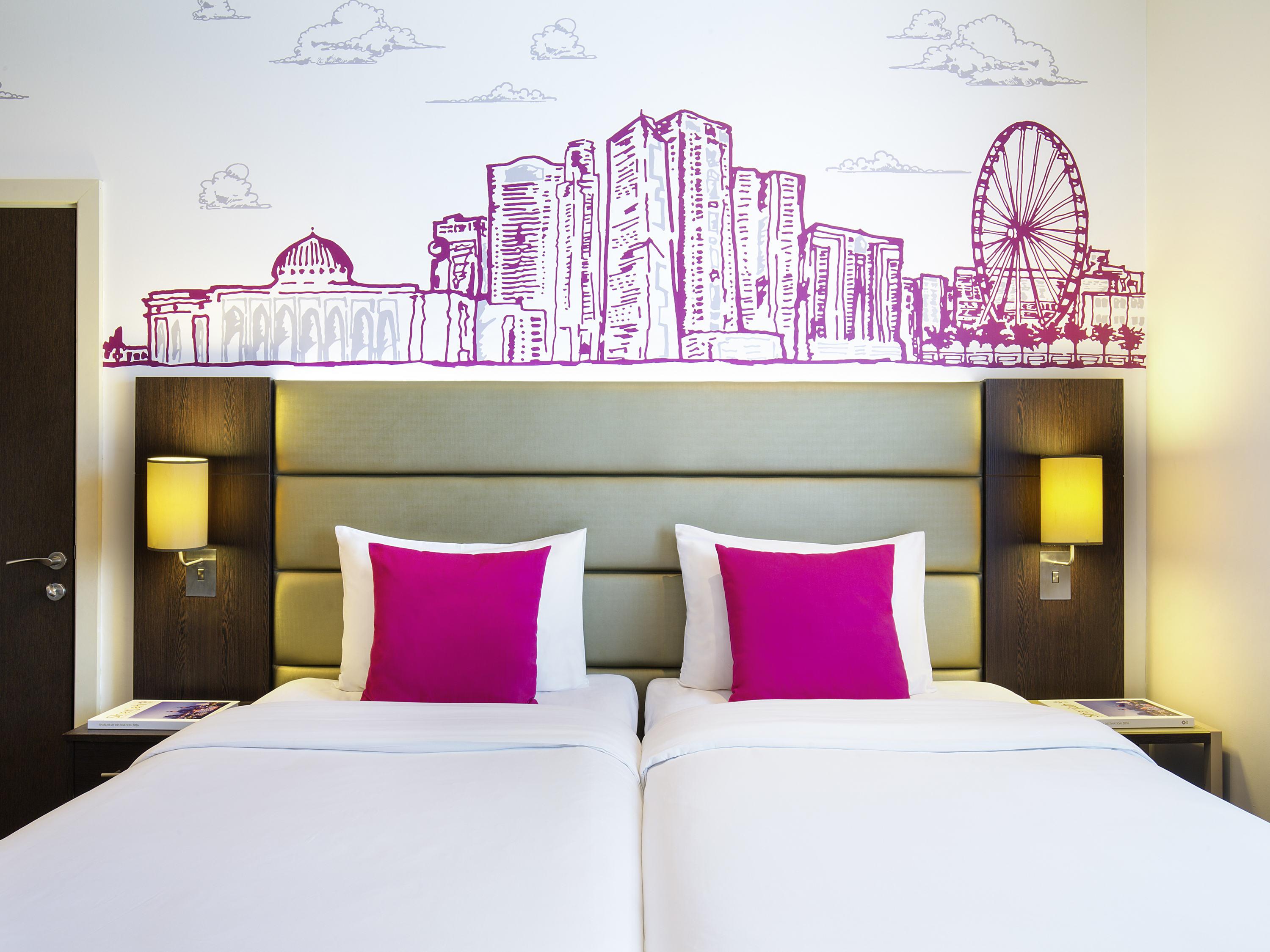 Отель Ibis Styles Шарджа Экстерьер фото