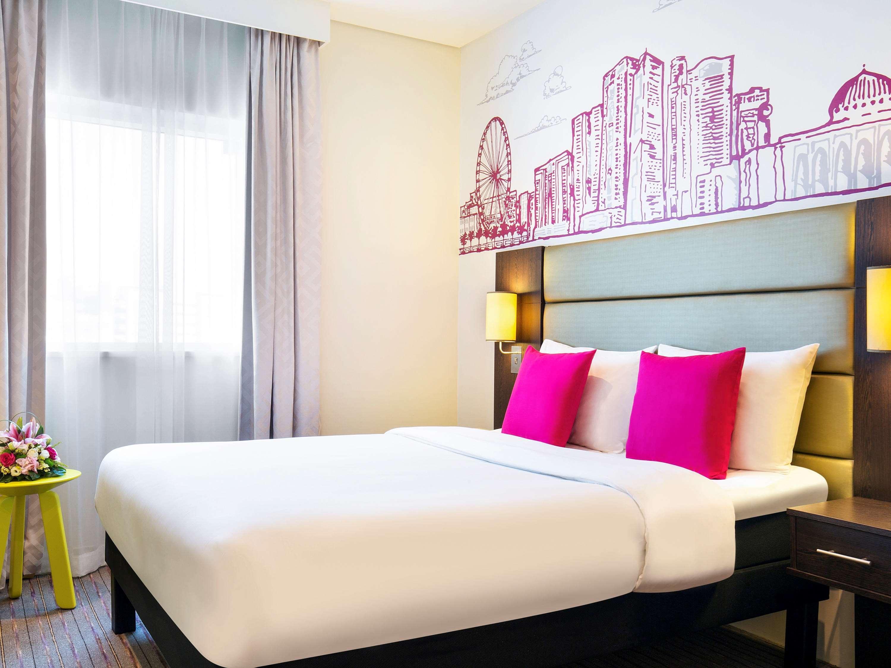 Отель Ibis Styles Шарджа Экстерьер фото