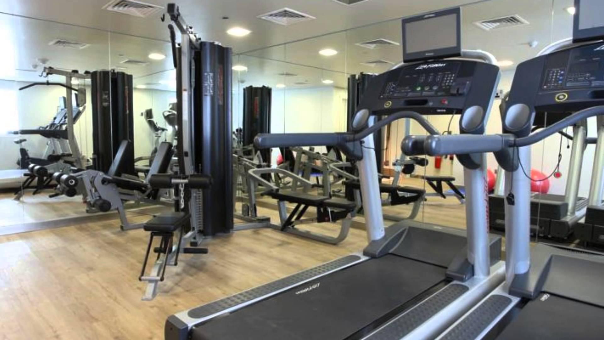 Отель Ibis Styles Шарджа Экстерьер фото