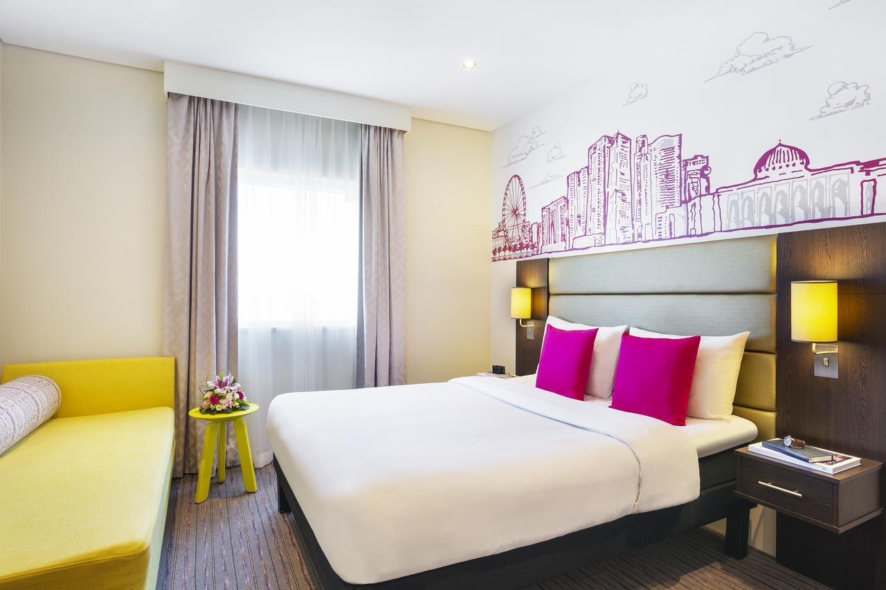 Отель Ibis Styles Шарджа Экстерьер фото